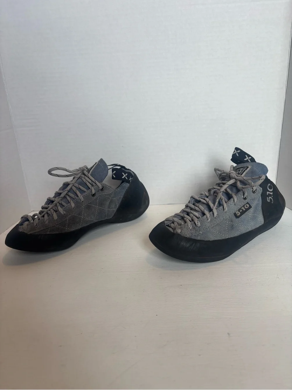 Vintage Five Ten Spire rock climbing shoes size men’s US 6.5 EUR 39